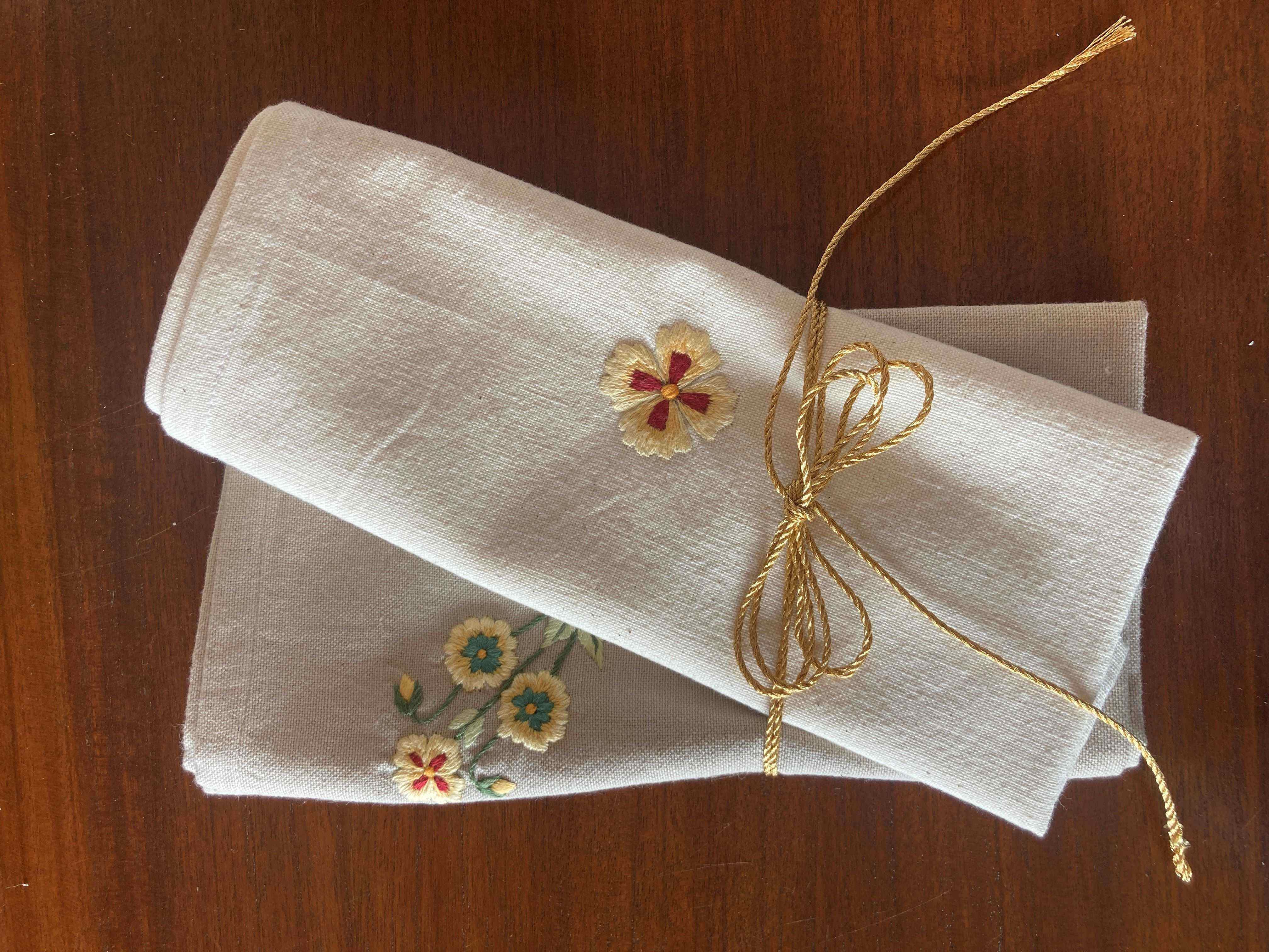 set et serviette brode attache re resize